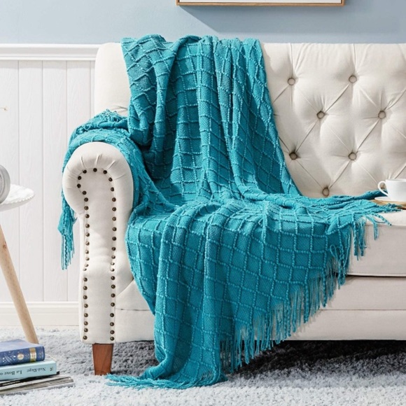 Light Purple Colorful Home/Dorm Tassel Knit Throw Cozy Fringe Patterned Blanket - Picture 6 of 16